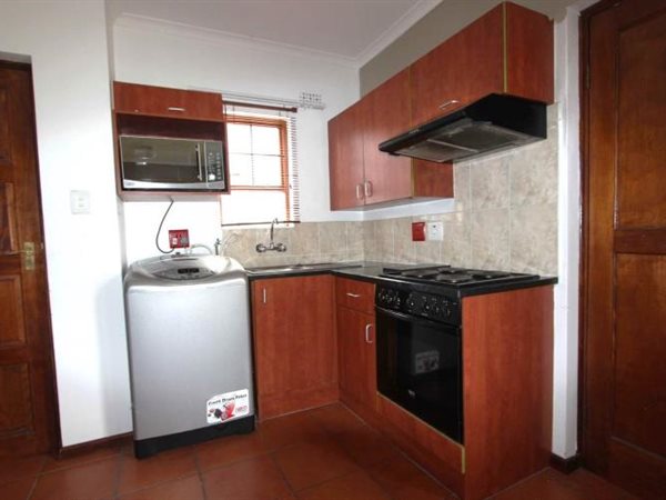 3 Bedroom Property for Sale in Parsonsvlei Eastern Cape